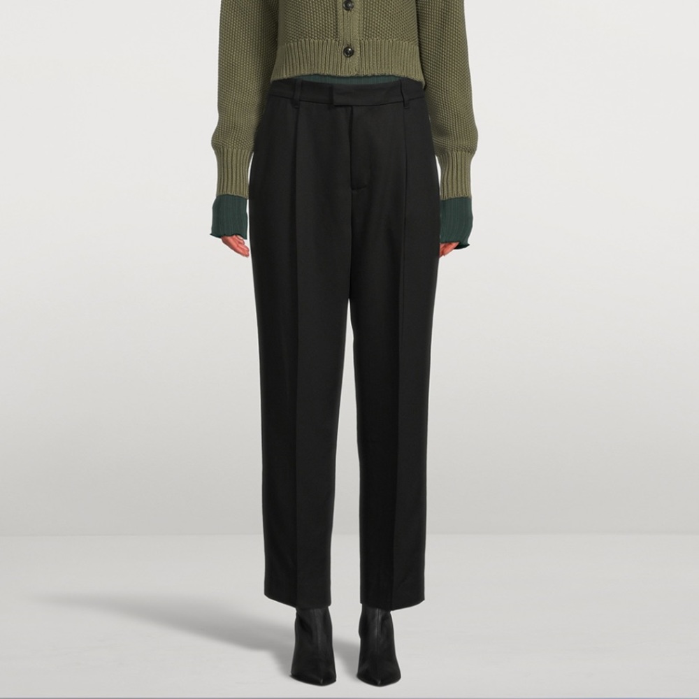 KOTN Slim Pleated Trouser - Black